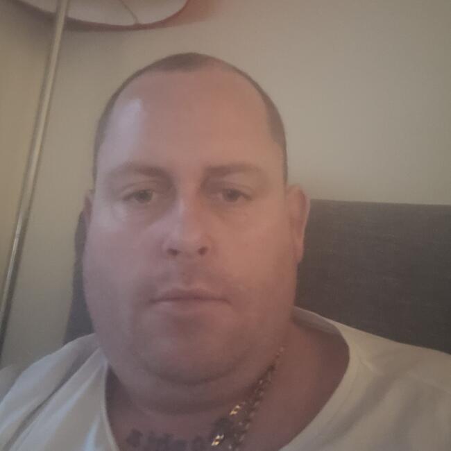 Babysitting job in Bendigo: Shane