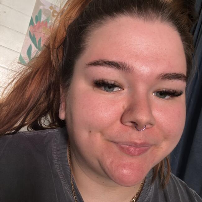 Babysitter in Maryborough (Victoria): Amy