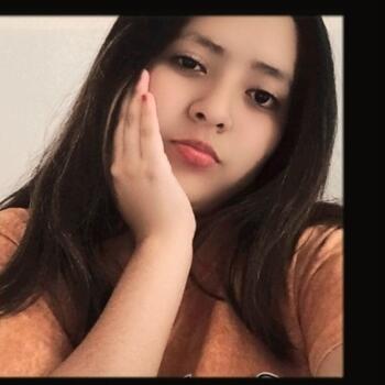 Babysitter Oliva: Ariana