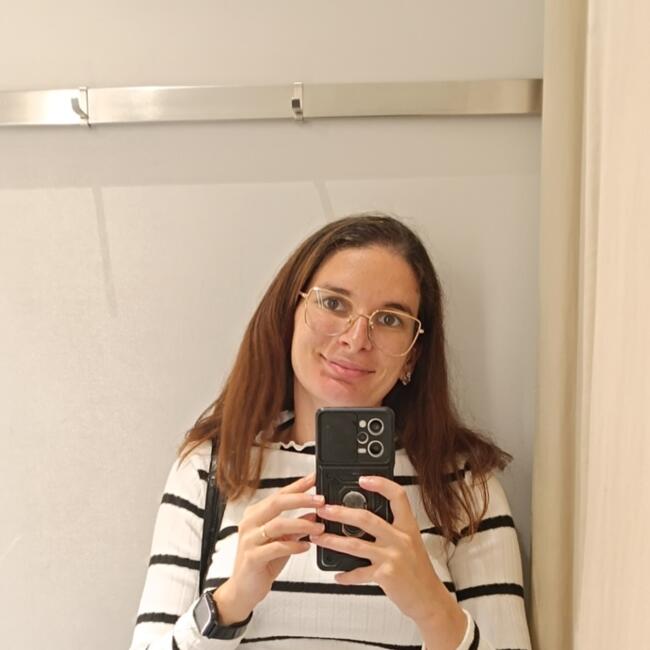 Trabalho de babysitting em Barcelos: Carina