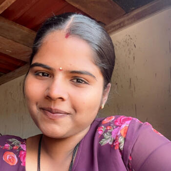 Babysitter in Mumbai: Pragati