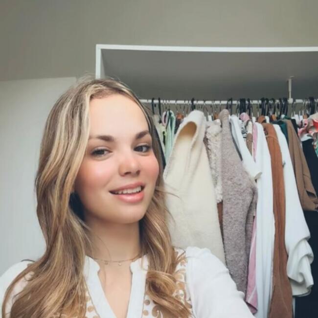 Babysitter in Mons-en-Laonnois: Kimberley
