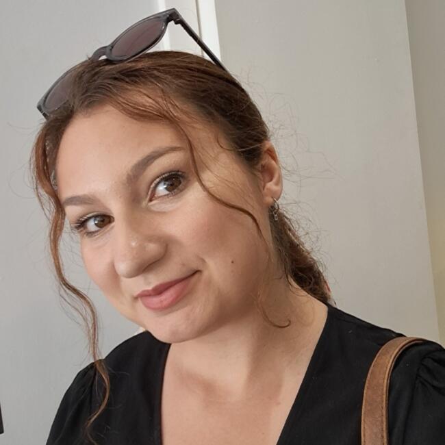 Babysitter in Amiens: Lina