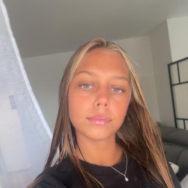 Babysitter in Toulon: Maelys