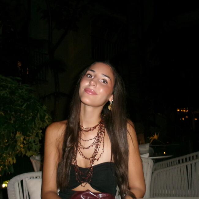 Babysitter in Binissalem: Laura