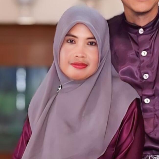 Babysitter in Pekanbaru: Rita