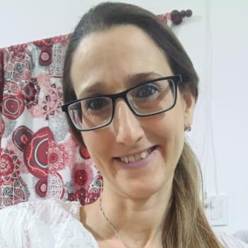 Babysitter in Ituzaingó (Buenos Aires): Lucrecia Analia correa