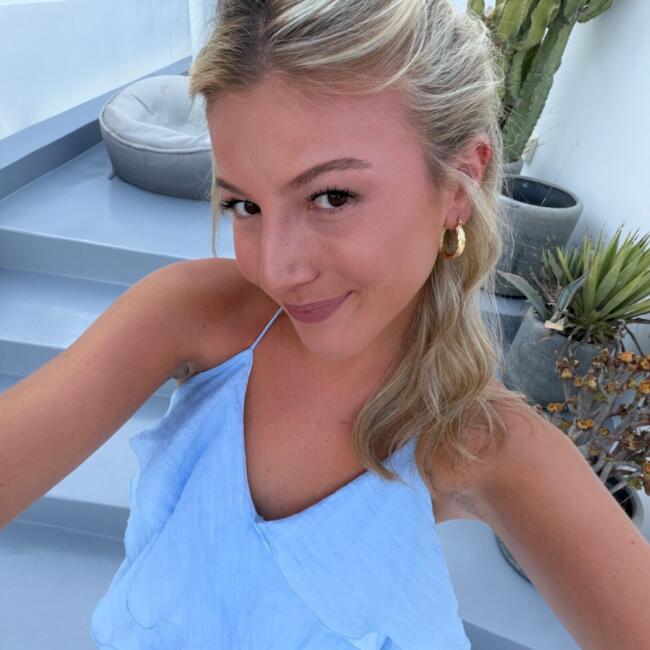 Babysitter in Bordeaux: Lindsay