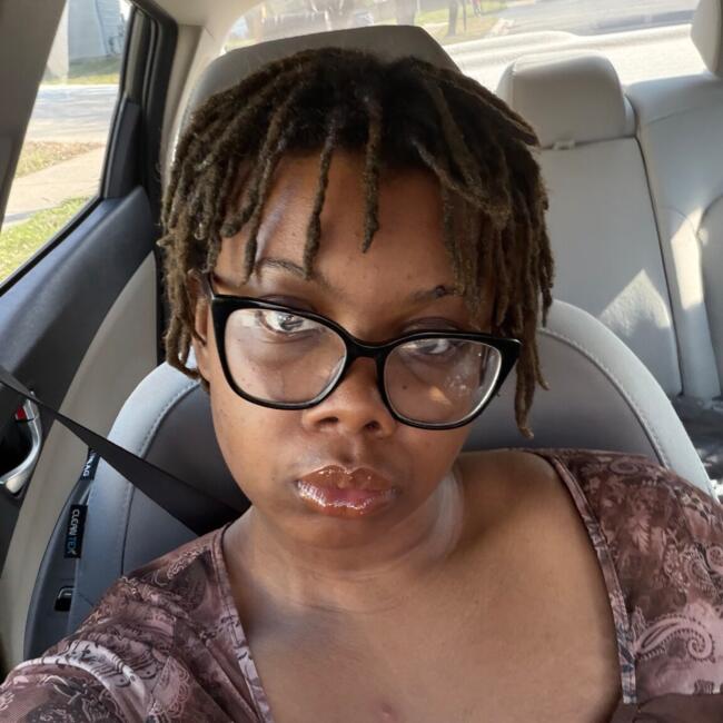 Babysitter in Alexandria: Tamar