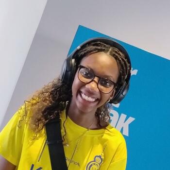 Babysitter in Skövde: Esha