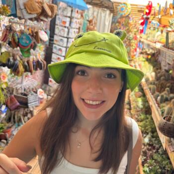 Babysitter in Sobralinho: Inês