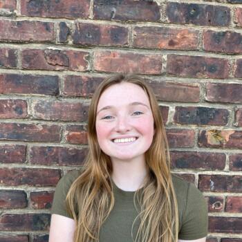 Babysitter in Hamilton: Cierra