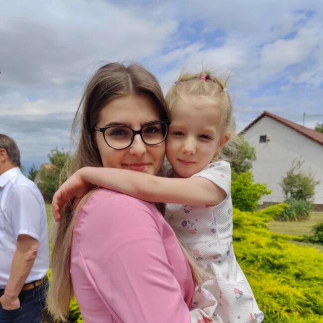 Bébiszitter Érd területén: Réka