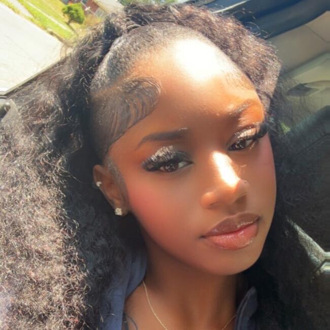 Babysitter in Pontiac (Michigan): Nahliah