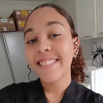 Babá em Manhuaçu: Eyla