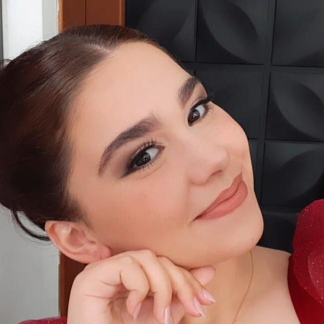 Babysitter in Indaial: Tainá