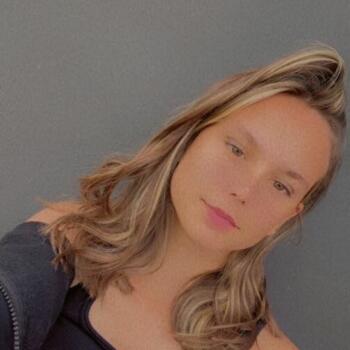 Babysitter in Saint-Avold: Loane