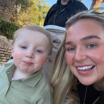 Trabajo de cuidador(a) en Orihuela: trabajo de canguro Ashley