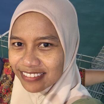 Babysitter in Kajang: Suraya