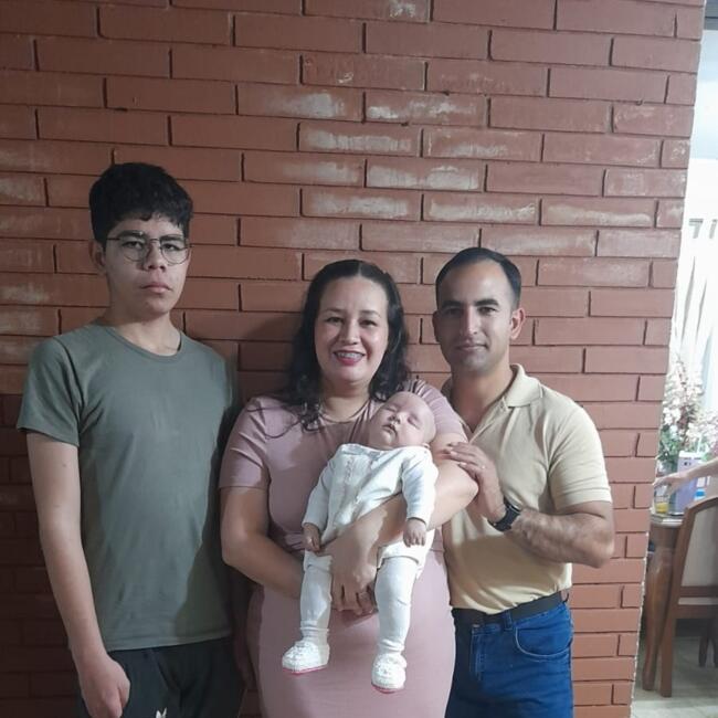 Trabajo para niñera en Luque: Carlos Mora