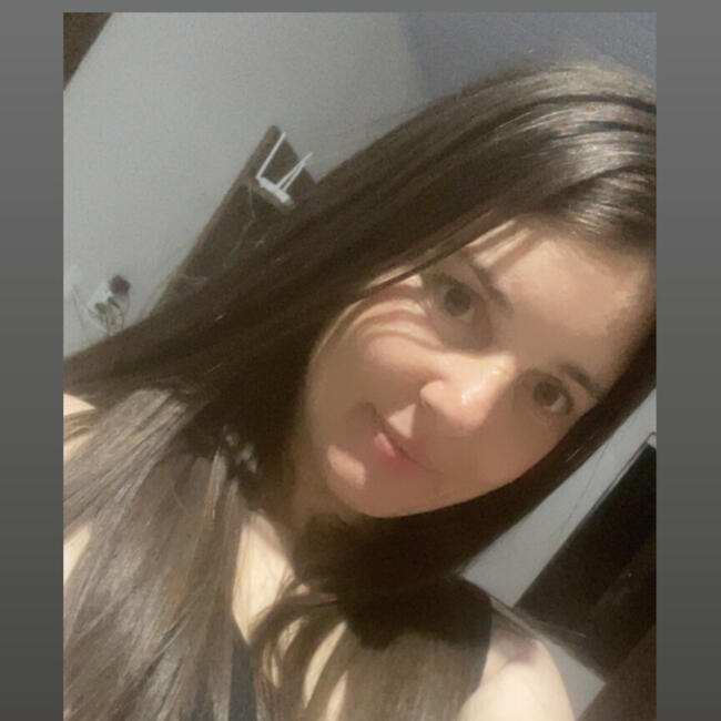 Emprego de babá em Içara: Erica