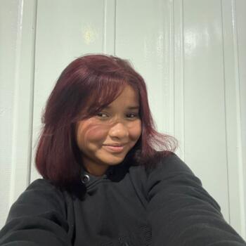 Babysitter Criciúma: Rebecca