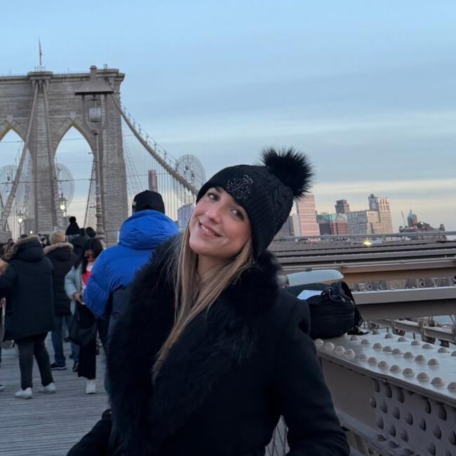 Babysitter in Seville: Andrea