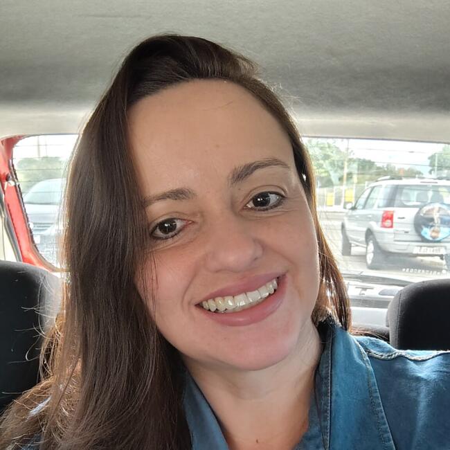 Babysitter in Campinas: Camila