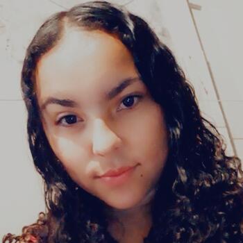 Babá Londrina: Hevelyn