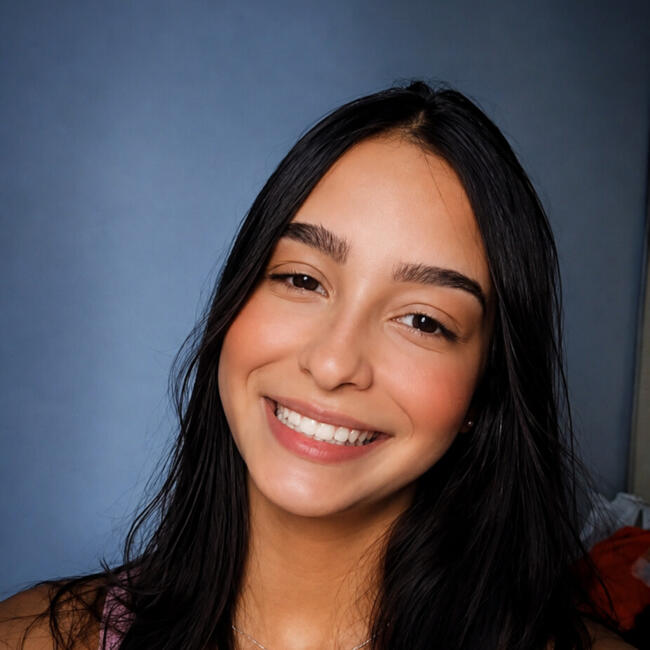 Babá em Cotia: Kerolayne