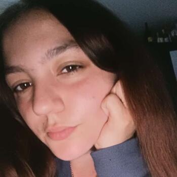 Babysitter in Namur: Dehlia