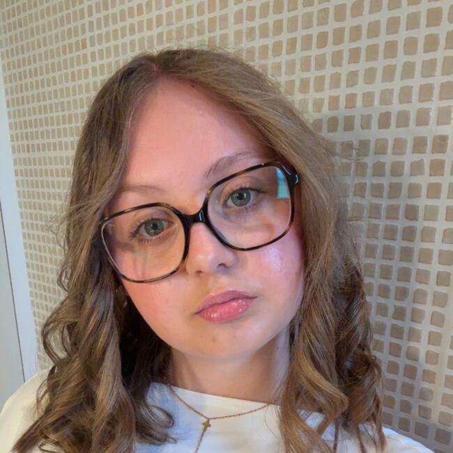 Babysitter in Cabasse: Loise