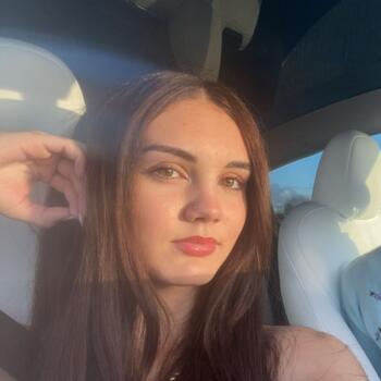 Babysitter in Huntly: Amy