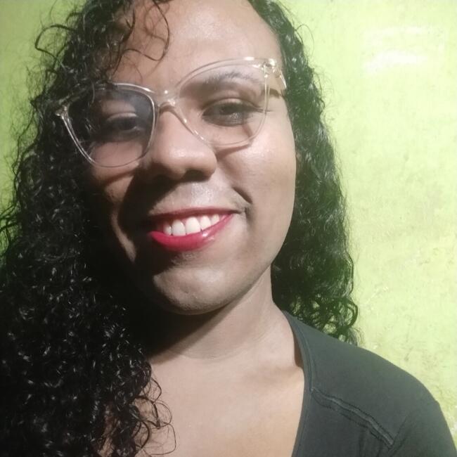 Babysitter in Mesquita: Camila