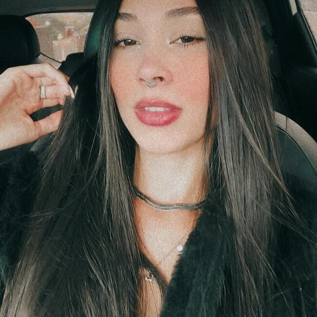 Babysitting job in São José (São José): Beatriz