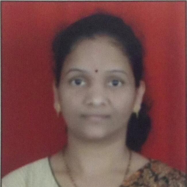 Babysitter in Pune: Akanksha
