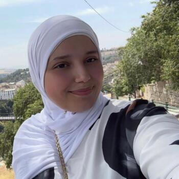 Babysitter in Marseille: Chaimaa