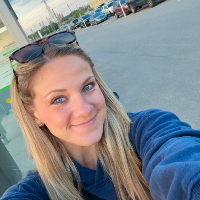 Baby-sitter in Stoney Creek (Ontario): Jenna
