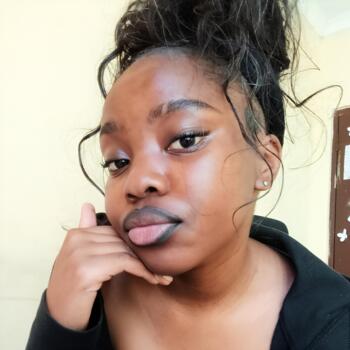 Babysitter in Roodepoort: Xingwavila