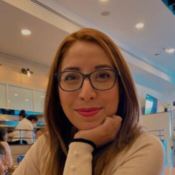 Babysitter in Iztacalco: Miriam