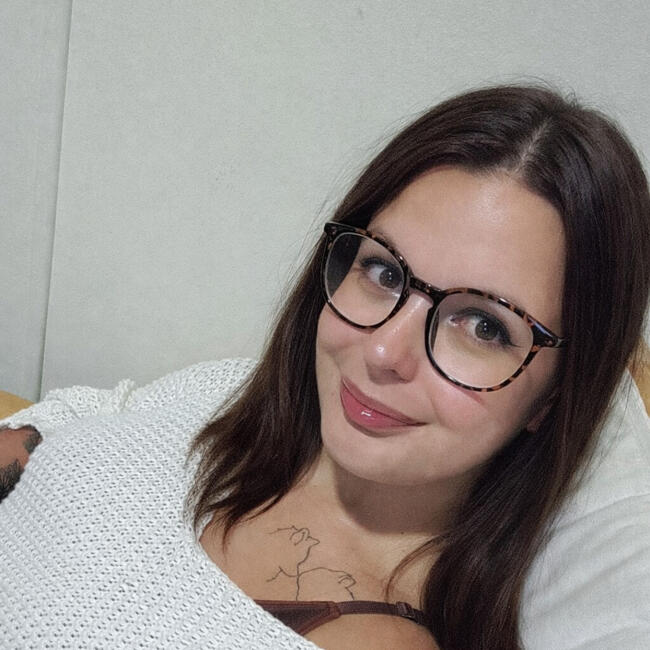 Babysitter in Oullins: Lola