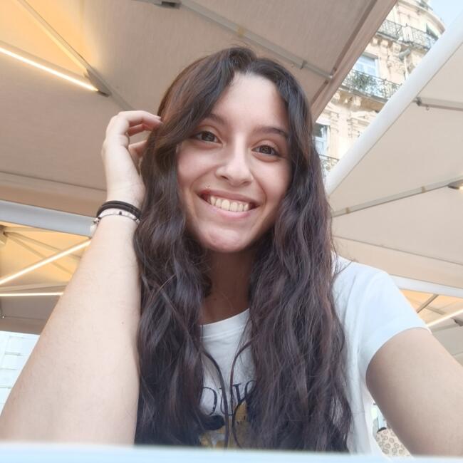 Babysitter in Montpellier: Eva
