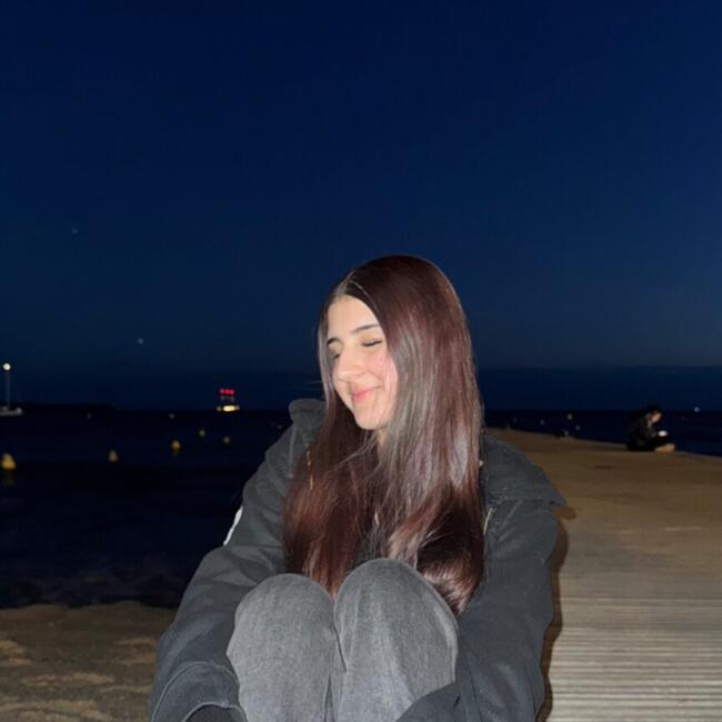 Babysitter in Cannes: Zayna