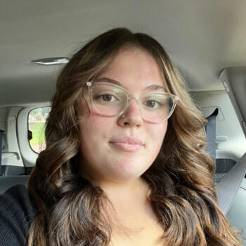 Babysitter Perth: Charlotte