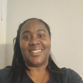 Baby-sitter in Planet Fitness - Scarborough: Dian