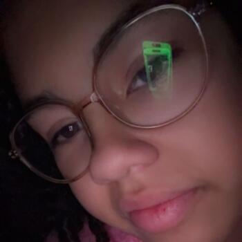 Babysitter in Delft: Fajah