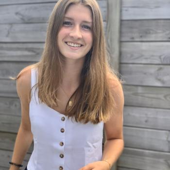 Babysitter Roeselare: Julie