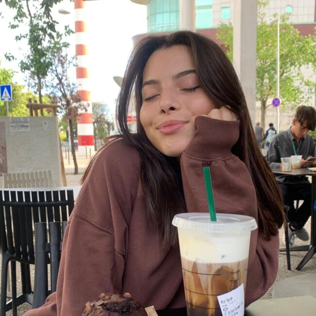 Babysitter em Queluz: Maria Eduarda