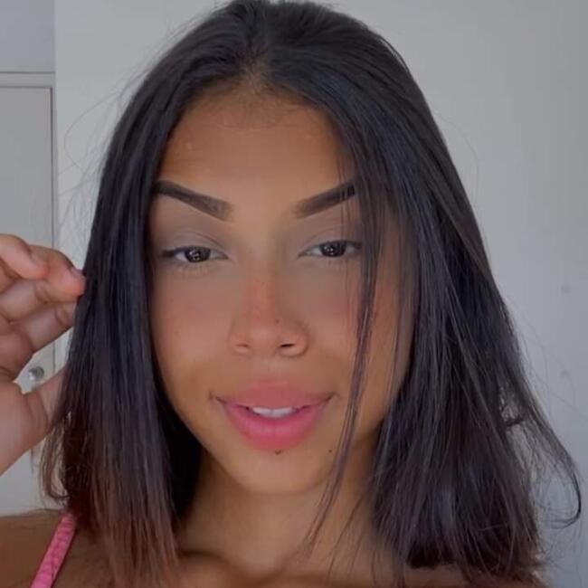 Emprego de babá em Niterói: Myllena