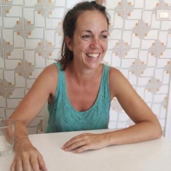Babysitter Sanremo: Laura